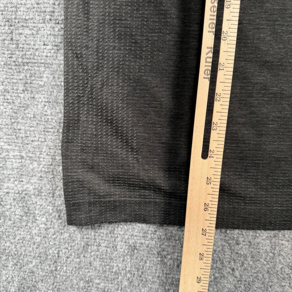 Lululemon Metal Vent Tech 1/2 Zip Mens M Grey CAA Hockey Pullover Activewear